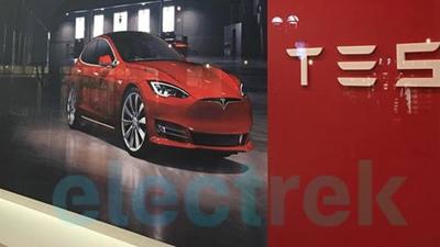   Tesla Model S