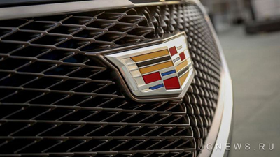 Cadillac   CT8